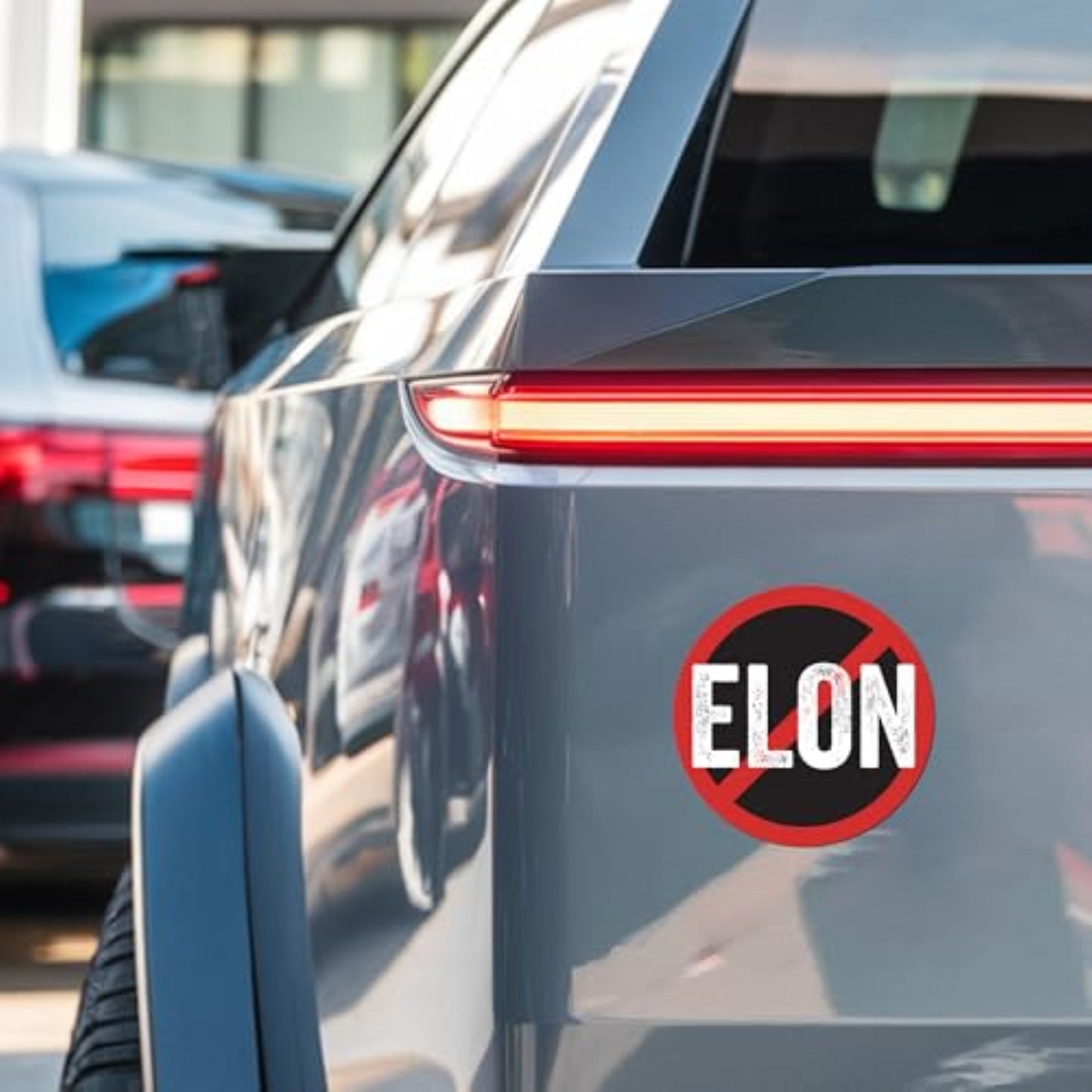 Magnet Me Up No Elon Car Magnet โ Funny Anti-Tech Billionaire Fridge Decor, Political Satire Magnetic Decal, Round 5-Inch UV-Printed Durable Vinyl