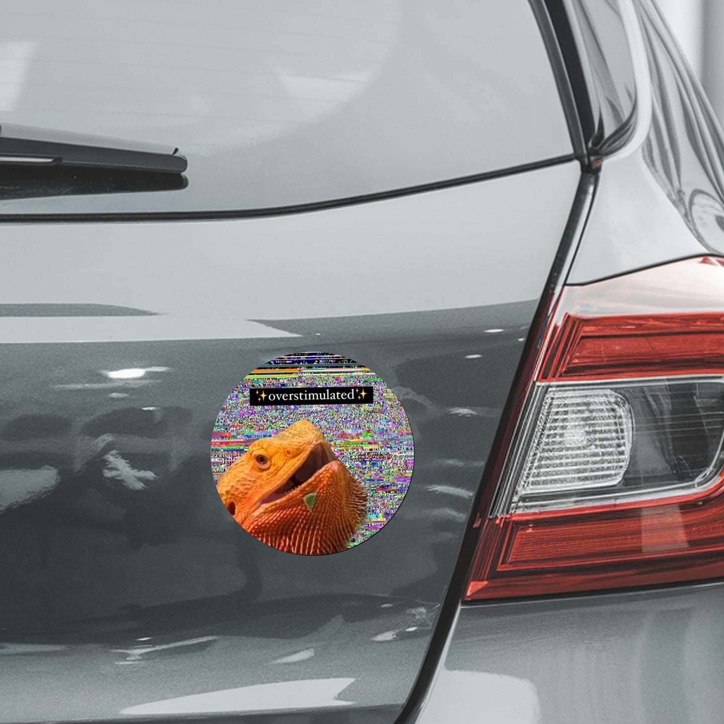 Magnet Me Up WHOSAGOODLIZARD 5" Round Funny Overstimulated Lizard Magnet - Sparkle Glitch Background Meme Design - Car Fridge Locker Magnetic Decal - UV Printed Vinyl, Souvenir Gifts, Made in USA