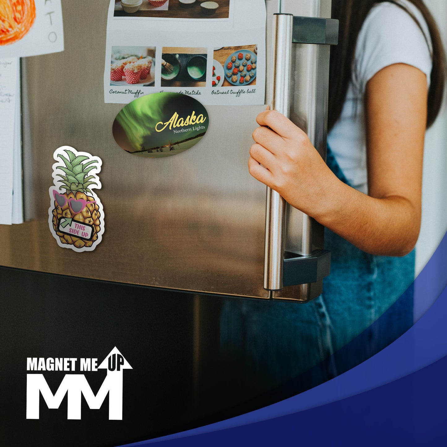 Magnet Me Up Alaska Northern Lights Magnetic Decal- 4x6 Oval Green Aurora Car Magnet, Travel Souvenir Bumper Magnet for Vehicles, Fridge or Locker - Durable UV Printed Vinyl, Made in USA