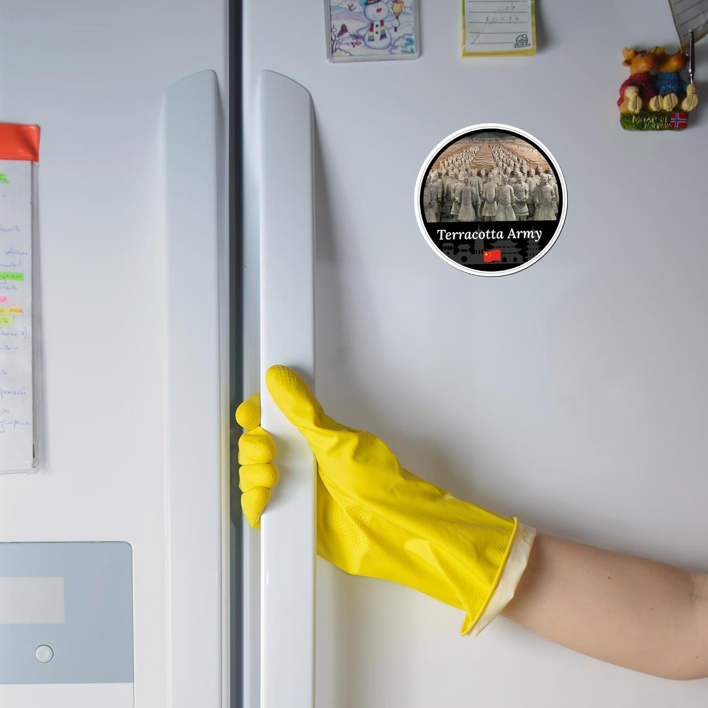 Magnet Me Up Terracotta Army Magnet Decal - 5" Round, Ancient Warrior Landmark Souvenir from Xi'an, Automotive Magnet for Car, Truck, Or Any Magnetic Surface, Made in The USA